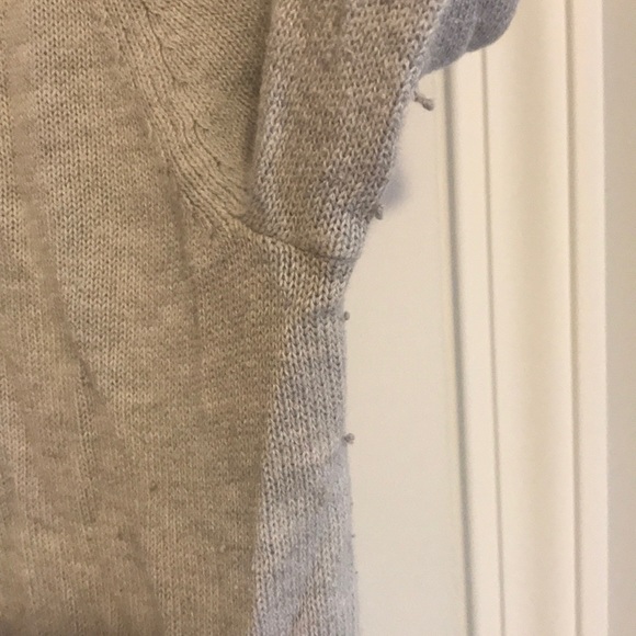 Gently Used Size L Grey Sweater - Picture 3 of 4